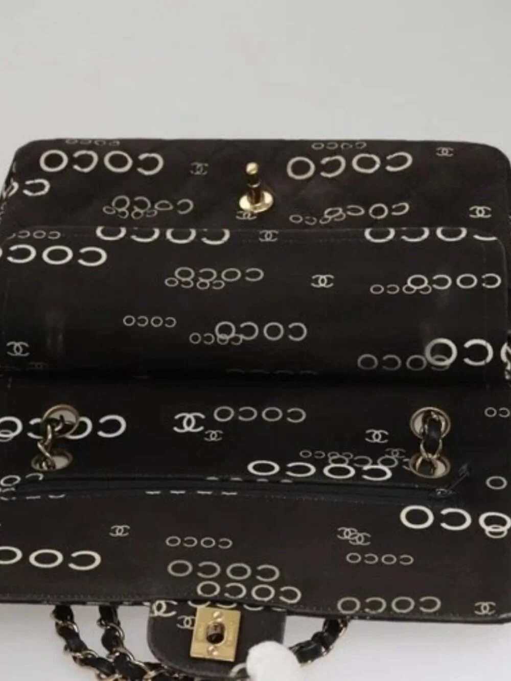 CHANEL Matelasse 25 Chain Shoulder Bag Canvas Black Gold CC Auth 108396